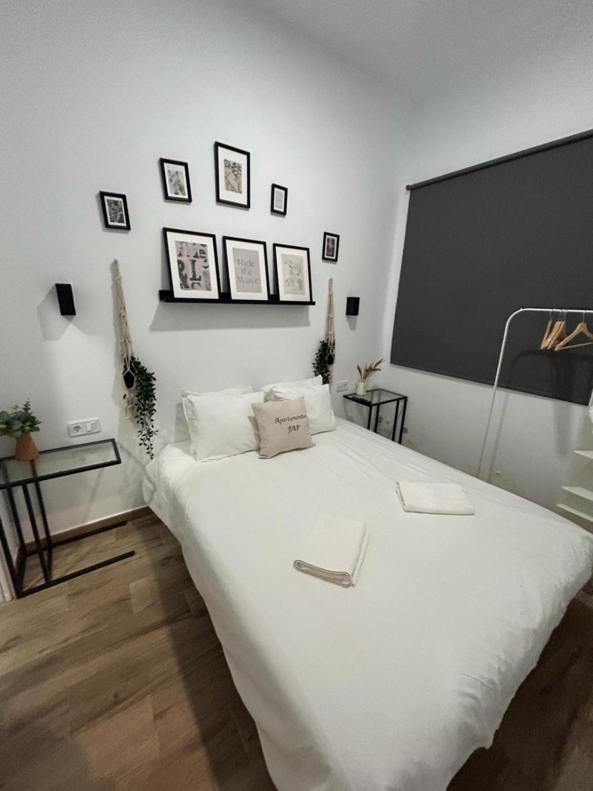 Apartamentos Pino 베니돔 객실 사진