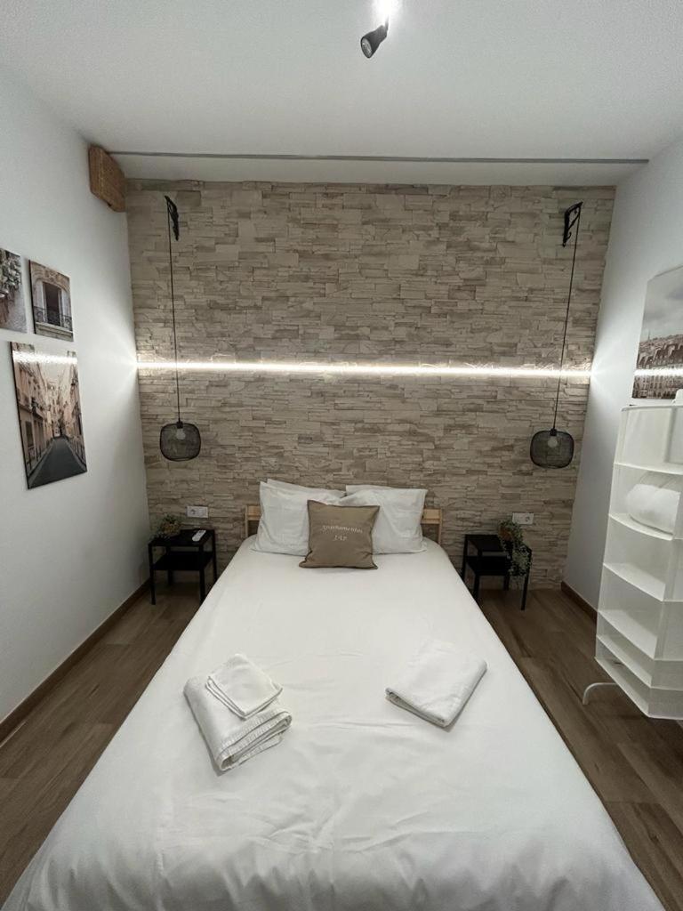 Apartamentos Pino 베니돔 객실 사진